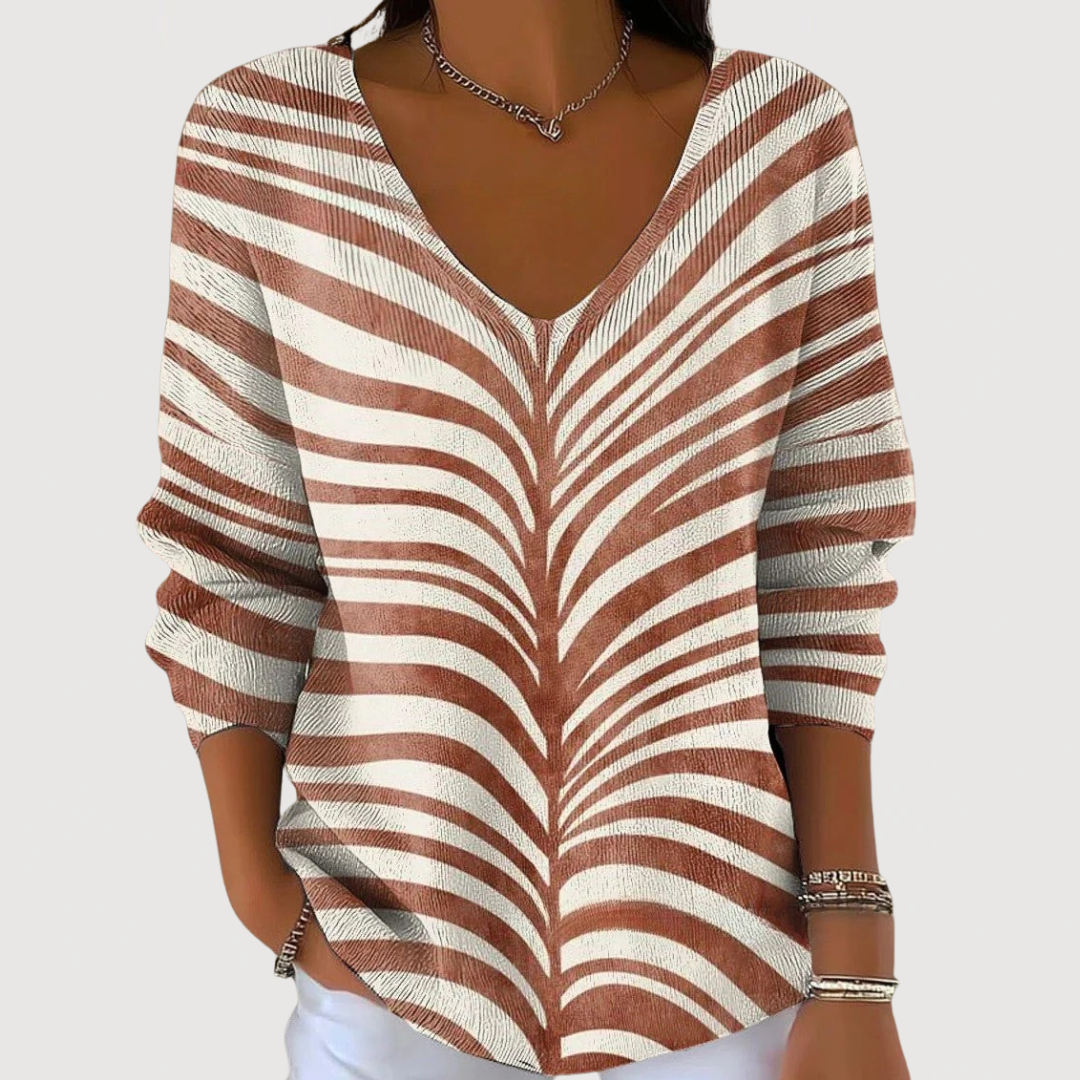 WREN – COZY V-NECK SWEATER