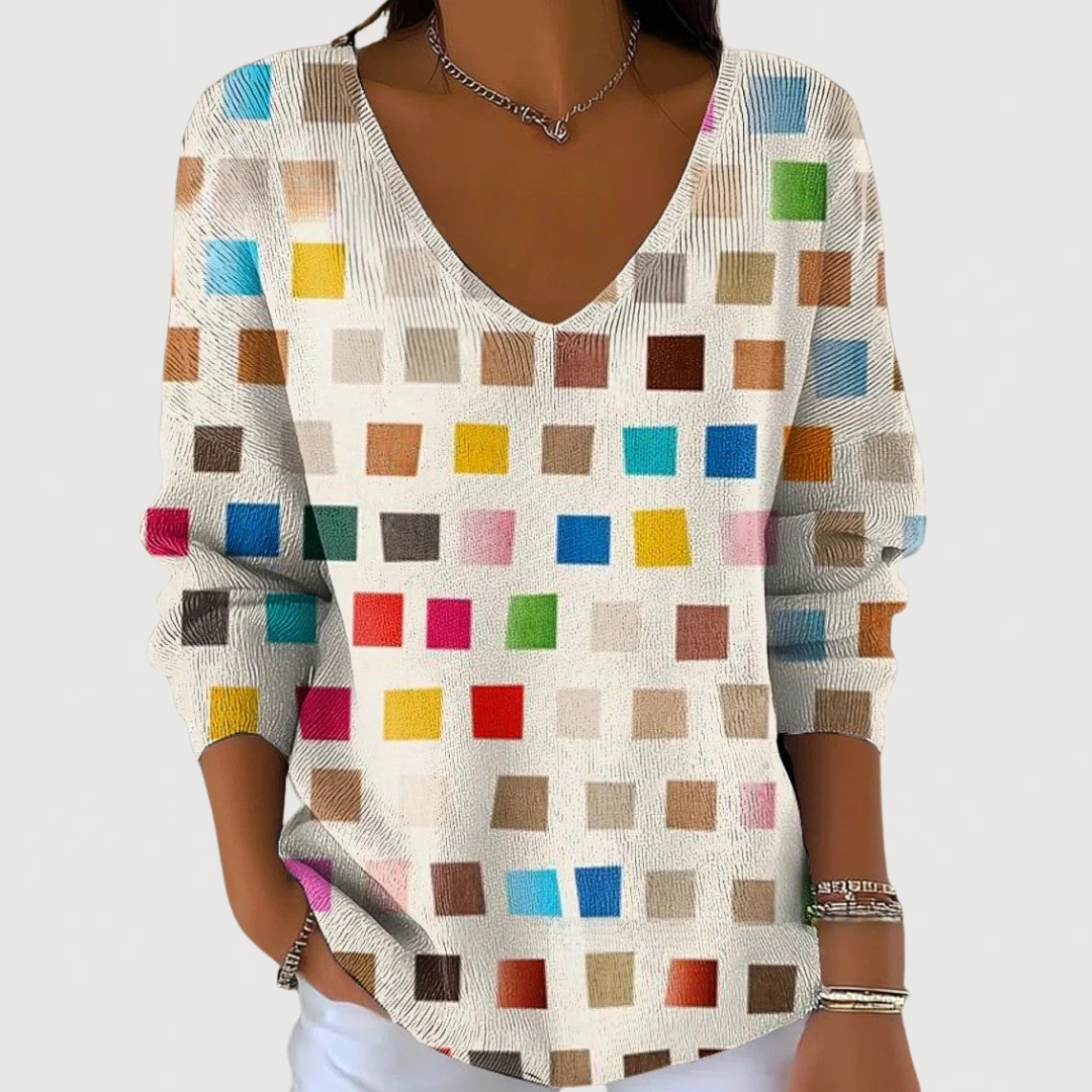KENDRA – COZY V-NECK SWEATER