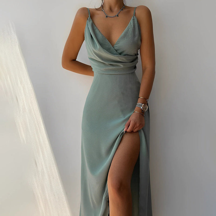 SERAPHINE – ELEGANT SLIT MAXI DRESS