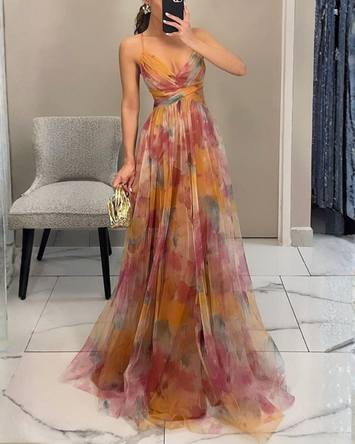 JOLINA – FLOWING FLORAL MAXI DRESS
