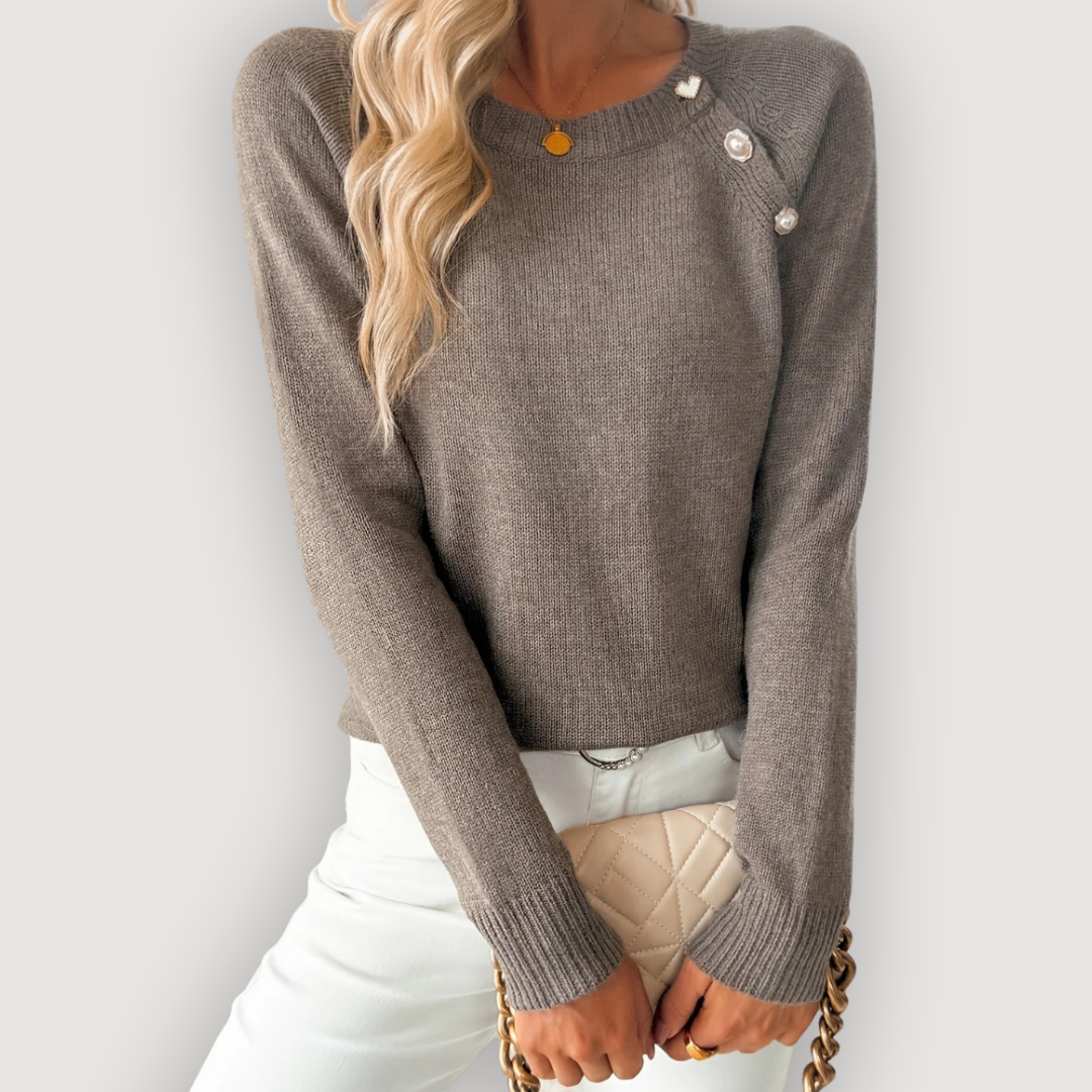 JONELLE – CHIC BUTTON SWEATER