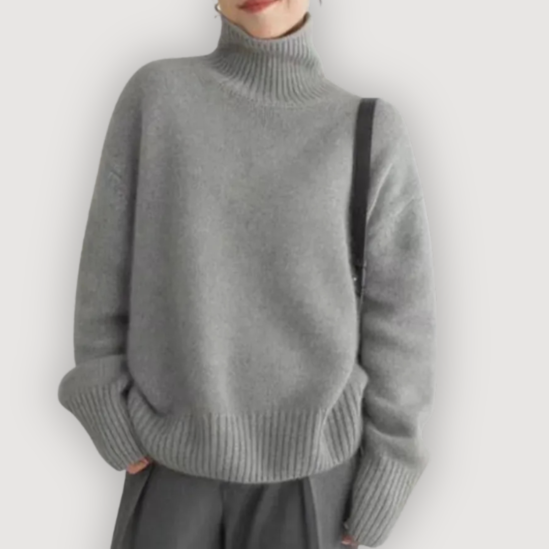 AUDREY – COZY TURTLENECK SWEATER