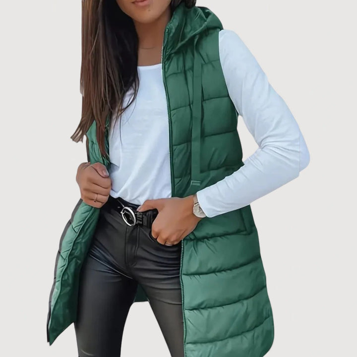 ARWENA – HOODED PUFFER VEST