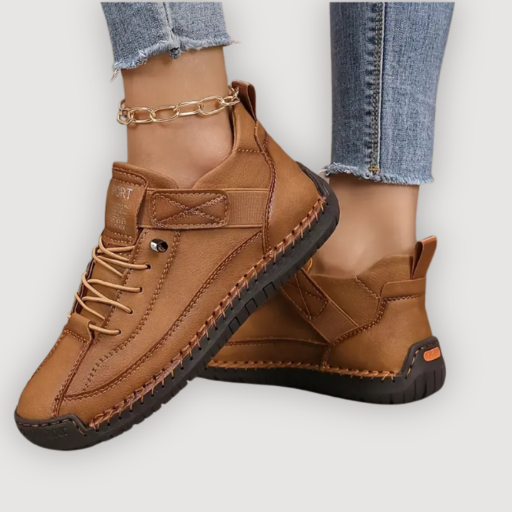 JUNIA – ORTHOPAEDIC SNEAKERS