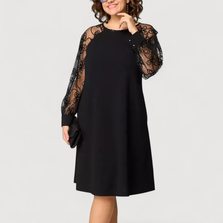 EVELYN – CLASSIC LACE SLEEVE DRESS