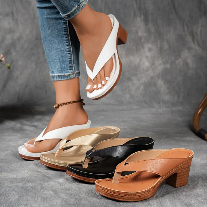 KAIA – CHIC HEELED SANDALS