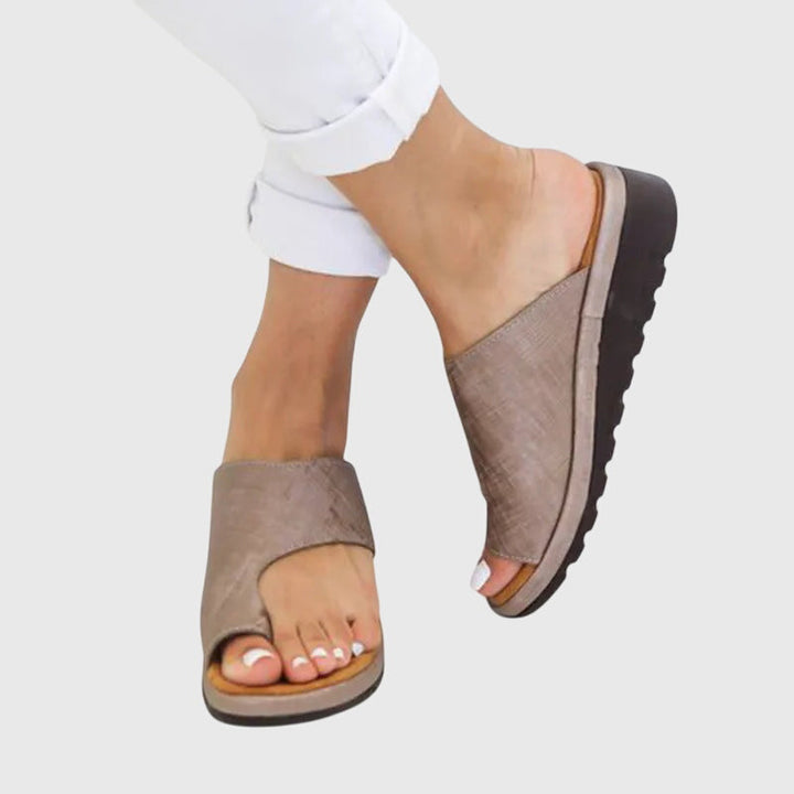 Lottie – ORTHOPEDIC SUMMER SANDALS