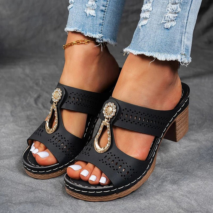 Lila – ORTHOPEDIC SANDALS