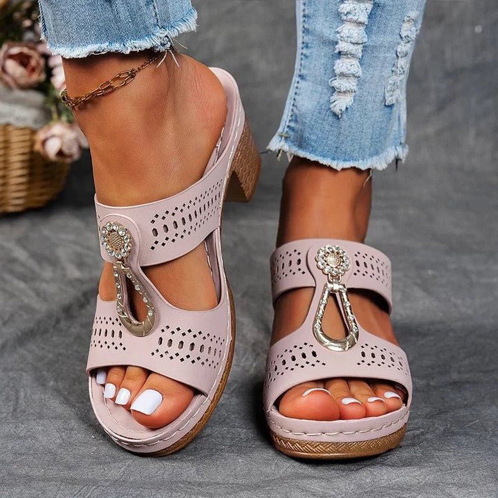 Lila – ORTHOPEDIC SANDALS