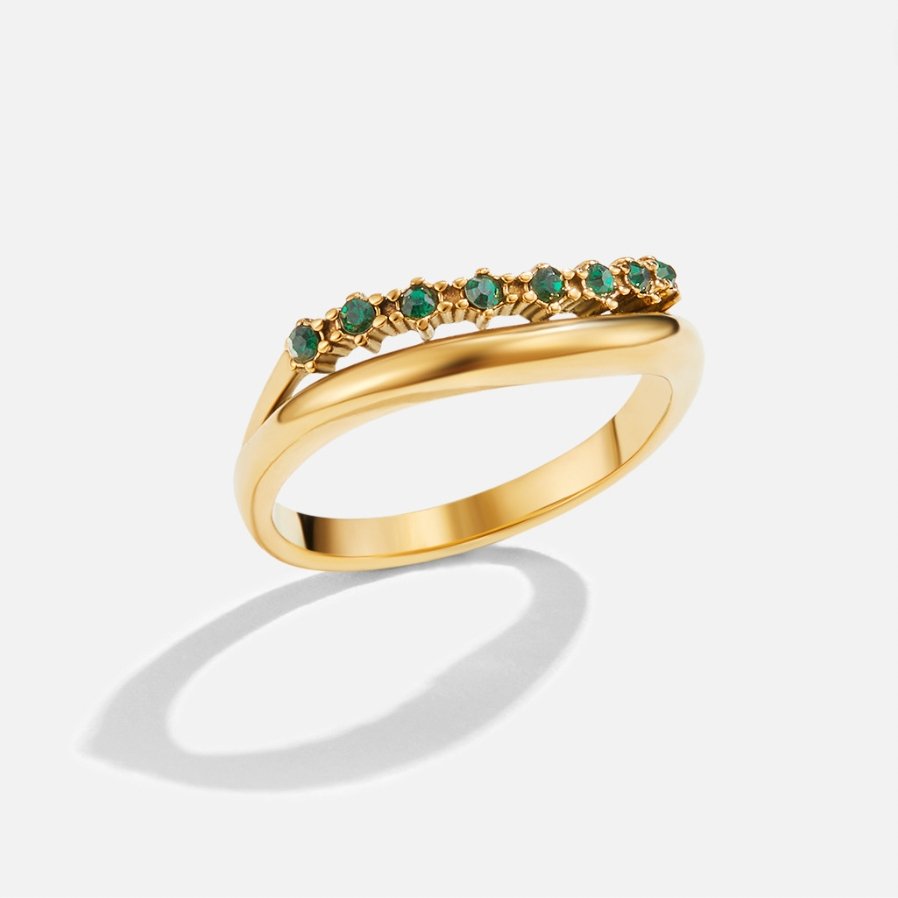 MARY – EMERALD GREEN RING